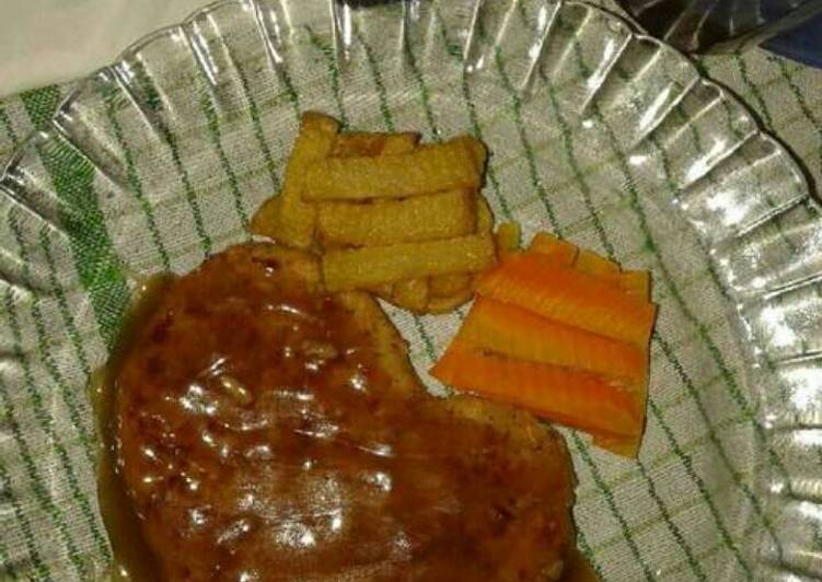 Royale Fermented Soybean Cake and Mushroom Steak with Garlic Sauce • Stik Tempe dan Jamur dengan Saus Bawang