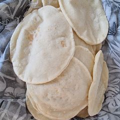 A picture of Naan on tawa.