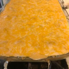 A picture of Mac & Cheese.