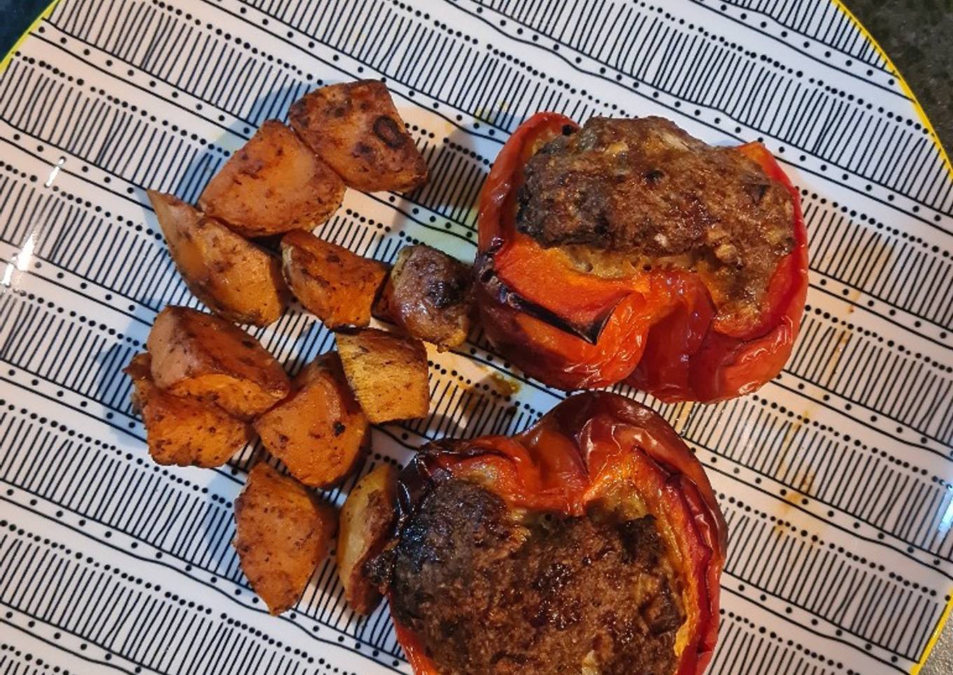 Stuffed capsicum (pork and beef)