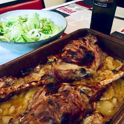 Cordero asado con patatas panaderas Receta de Cocina con Barbara- Cookpad