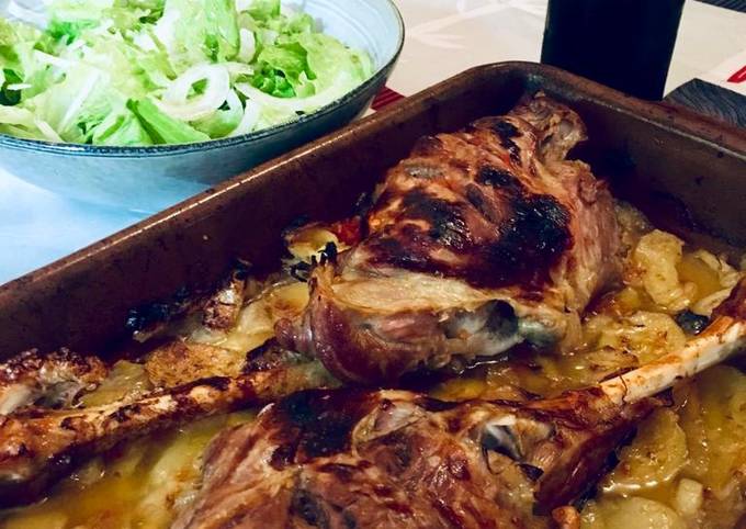 Cordero asado con patatas panaderas Receta de Cocina con Barbara- Cookpad