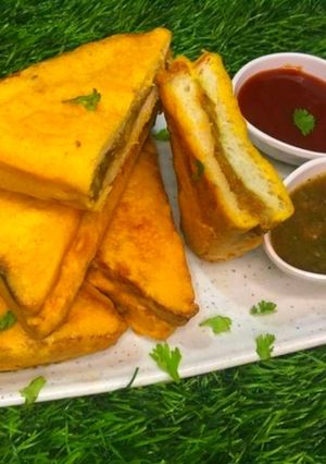 ब्रेड पकोड़ा (Bread Pakoda recipe in hindi) रेसिपी मुख्य फोटो