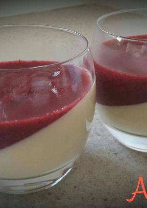 Foto resep Panna cotta with mixed berries sauce