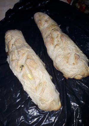 Una foto de Panes saborizados, realmente exquisitos😍😎