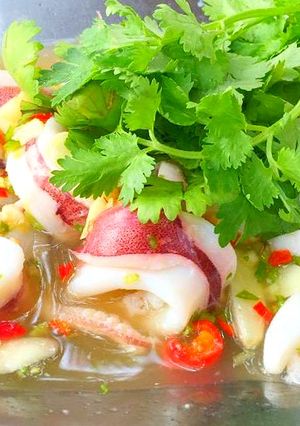 รูปของ ปลาหมึกไข่นึ่งมะนาว
