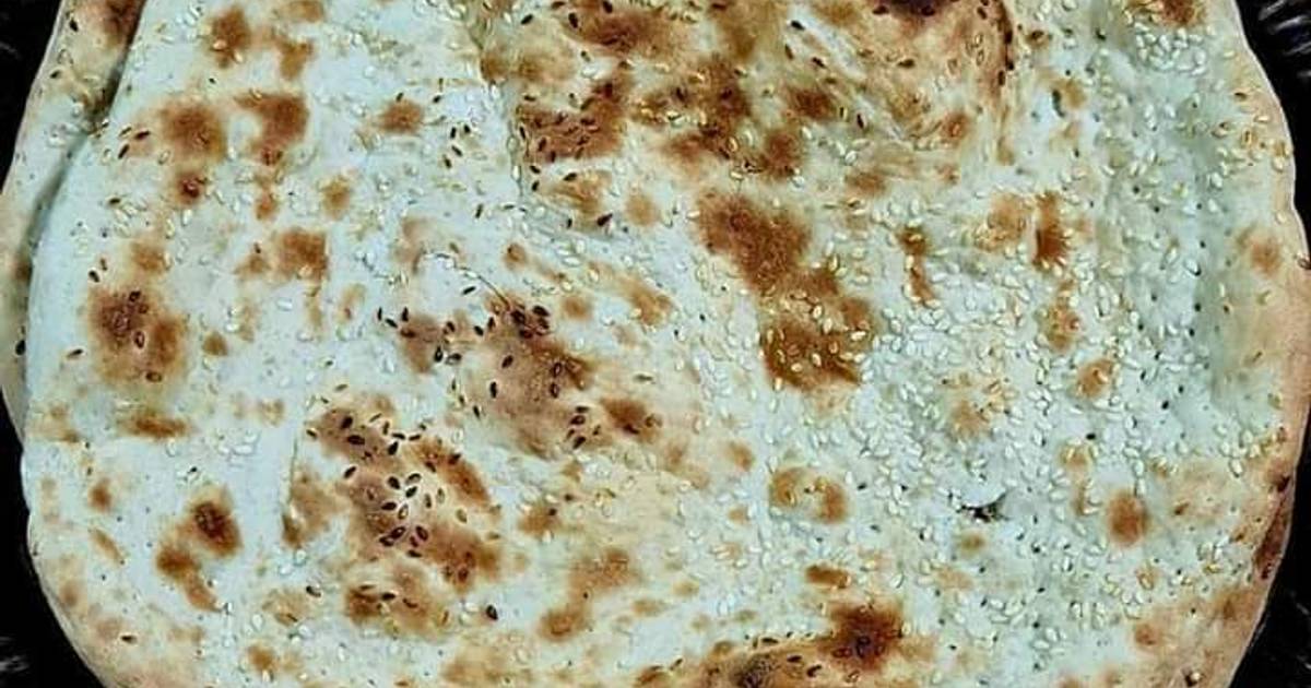 Til Wale Naan / Pakistani Naan Recipe by Hina Ibrahim - Cookpad