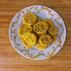 A picture of Lee's Southern Deep Fried Yellow Squash.