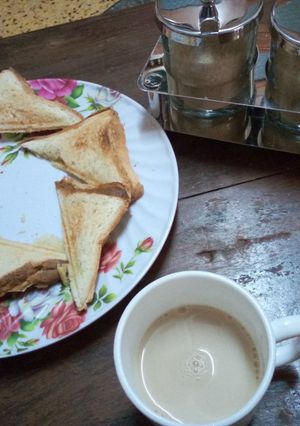 A picture of Avocado sandwich toast(Breakfast).