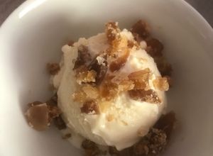 Una foto de Helado con Marrón Glacé