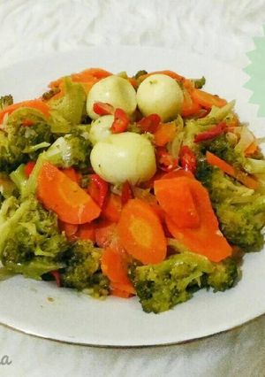 Foto resep Tumis Brokoli Telur Puyuh