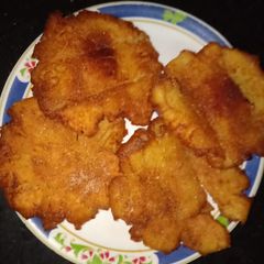 A picture of Aalu ki Tikki.