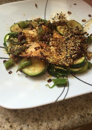 A picture of Steamed ginger tilapia.