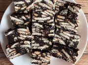 Gambar kek batik