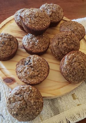 Una foto de Muffins rellenos de cerezas🍒