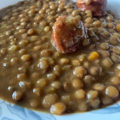 A picture of Lentils with chorizo.