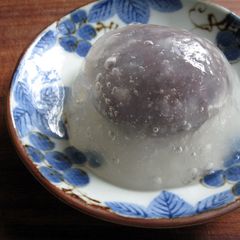 A picture of Azuki Stuffed Tapioca Mochi.