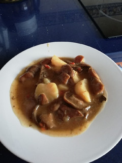 Una foto de Níscalos con patatas