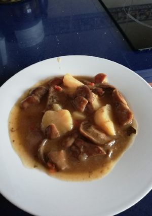 Una foto de Níscalos con patatas