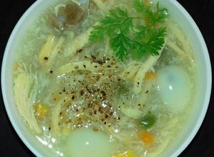 Hình của món Soup Gà Xé Nấu Rau Củ Cho Bé.