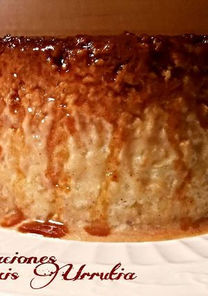 Foto principal de Flan de huevos y vainilla con arroz con leche