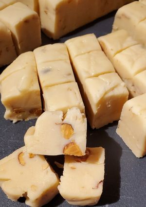 A picture of Baileys Nutty Fudge.