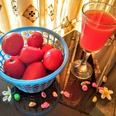 A picture of Tomato Juice.