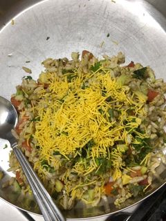 मुम्बई स्पेशल भेल पूरी (mumbai special bhel puri recipe in Hindi) रेसिपी मुख्य फोटो