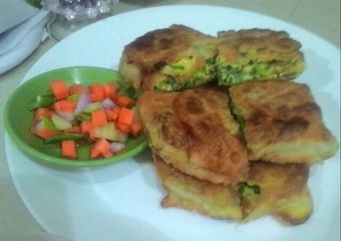 Resep Martabak Telor Daging Ala Abang2 Oleh Rachel Landjang Cookpad