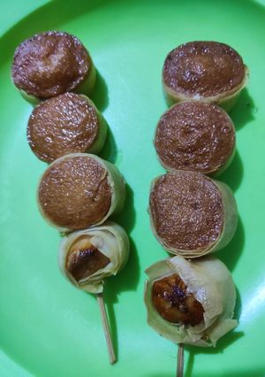 Foto resep 17. Sate Sopang alias sosis goreng lilit kulit pangsit 😃