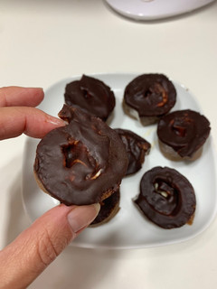 Una foto de Rollitos saludables de chocolate al microondas