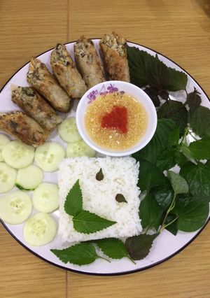 Hình của món Nem Nấm.