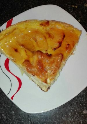 Una foto de Tarta de manzana y queso súper fácil en la olla GM g