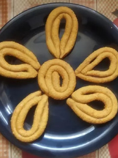 ठेठरी (Thethari recipe in Hindi) रेसिपी मुख्य फोटो
