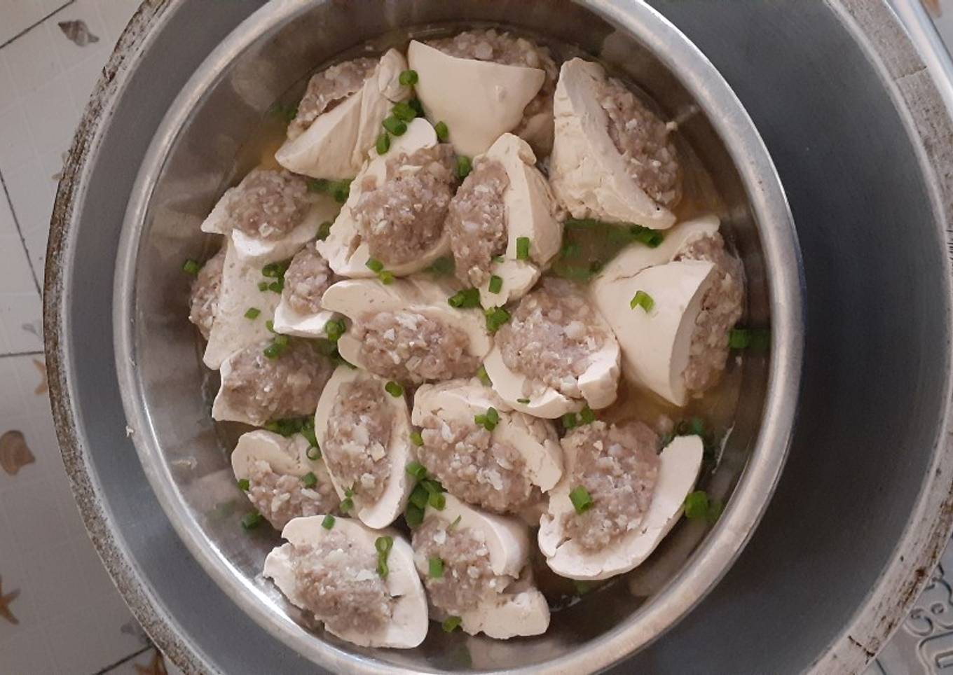 Nyiong tahu khas bangka