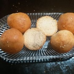 A picture of Pav without yeast.