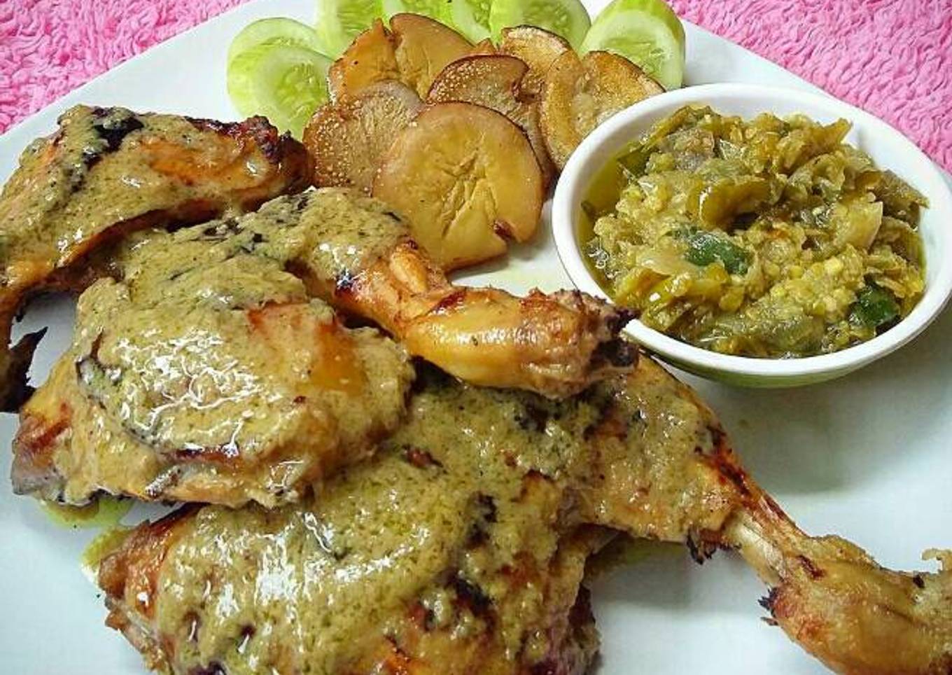 Ayam bakar bumbu rendang