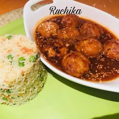 A picture of Vegetable Manchurian.