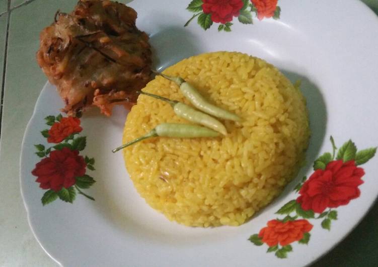 Nasi Kuning Harum gurih (Versi : Rice Cooker)