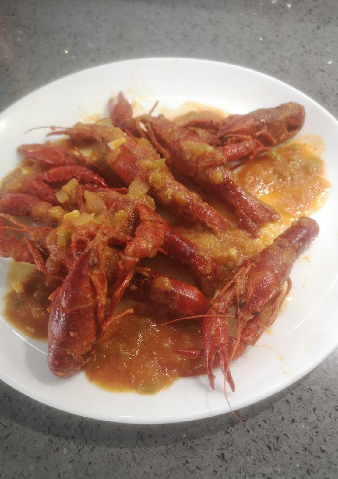 Una foto de Cangrejos de río en salsa 👌💥