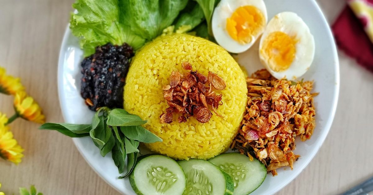 Nasi Kuning Khas Manado