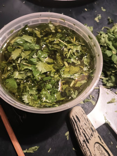 A picture of Cilantro in Olive Oil.