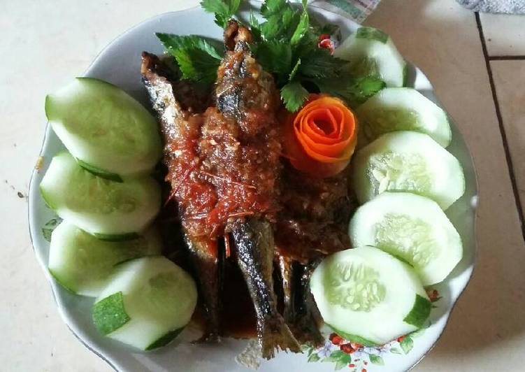 Resep Ikan salem saos sambal tomat Lezat