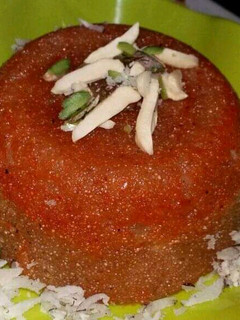 रवा केसरी (Rava kesari recipe in Hindi) रेसिपी मुख्य फोटो