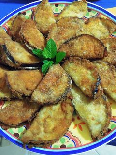 Foto di Melanzane fritte ripiene di prosciutto e mozzarella