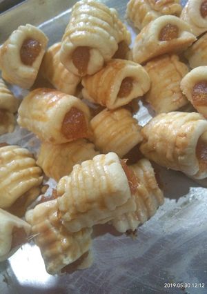 Foto resep Kue kering gulung garpu isi selai, lembut dan lumer