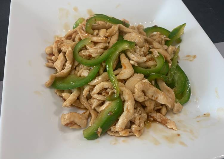 Chinese style Stir-Fry Containing Green pepper and Meat