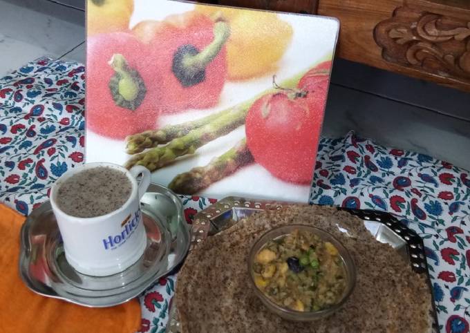 Ragi Dosa with Salad Curry and Ragi Coffee