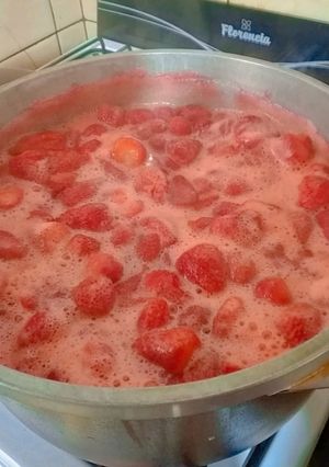 Una foto de Mermelada de frutillas 🍓
