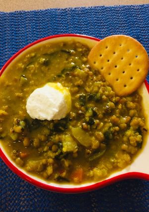 A picture of Detox Turmeric lentils soup.